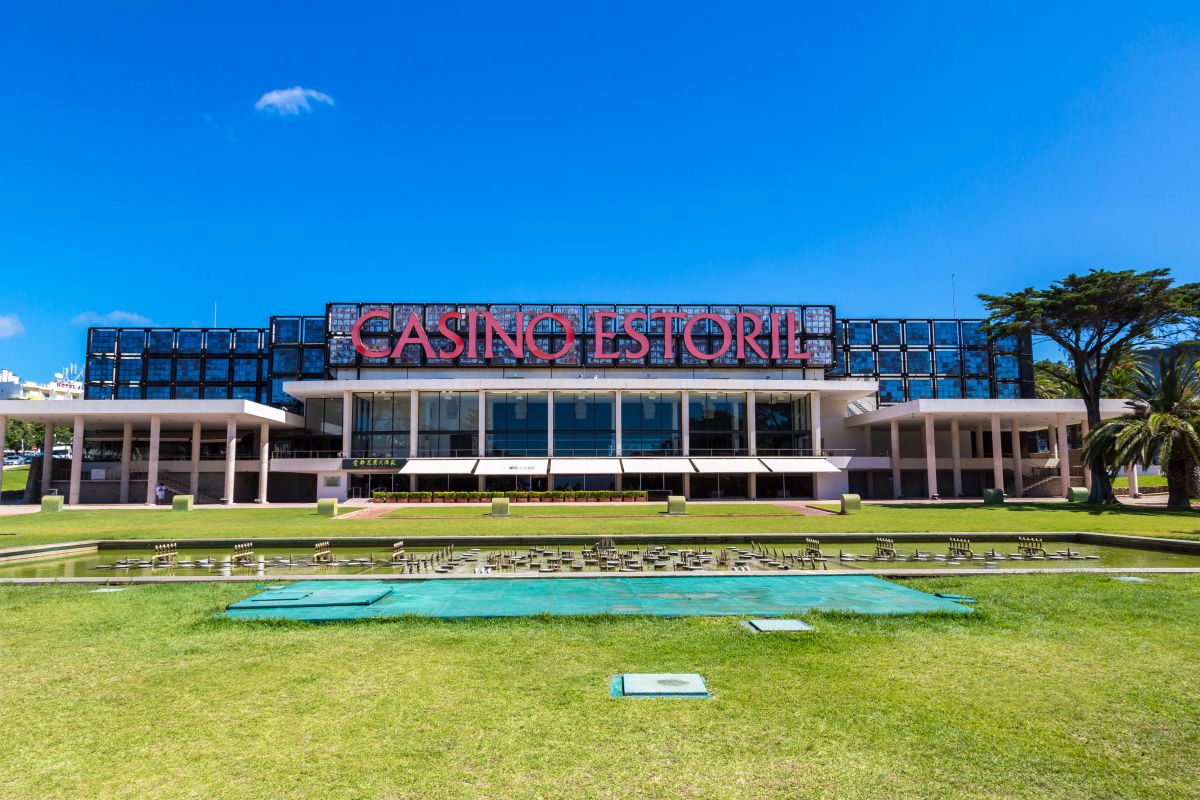 Estoril – Scenic Drive Along the Coast